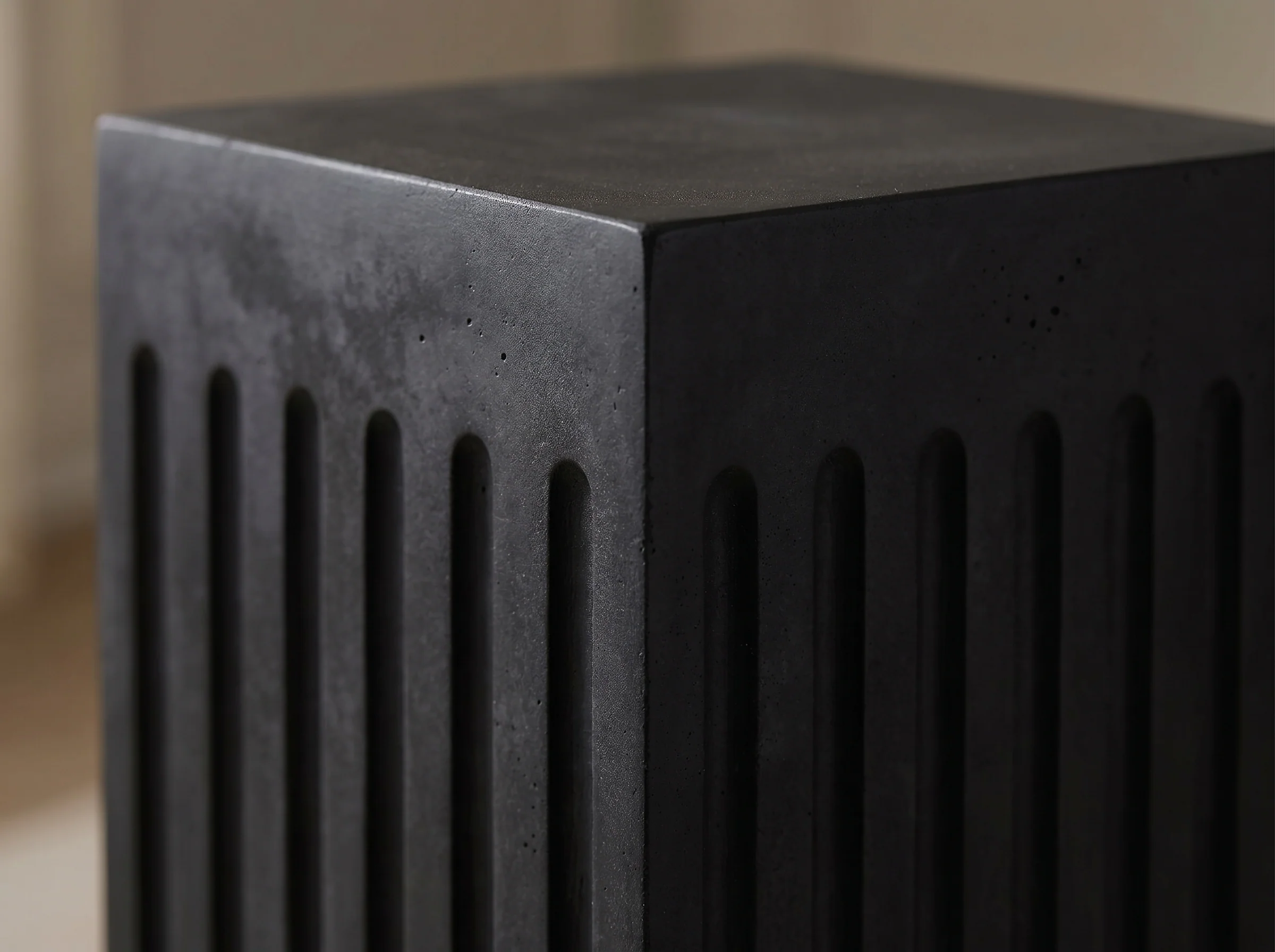 Coronado Fluted Concrete Side Table in Black Cement, Detail
